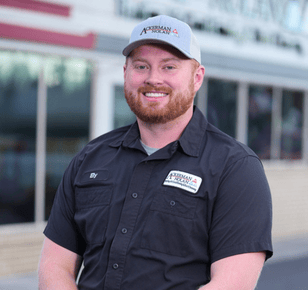 Ely Hawkins - Installer.