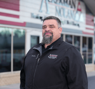 Ackerman-Nolan employee; Rob Scott.